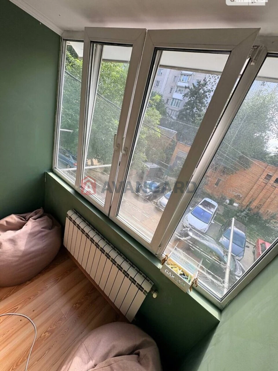 Apartment for Sale in Lenin District