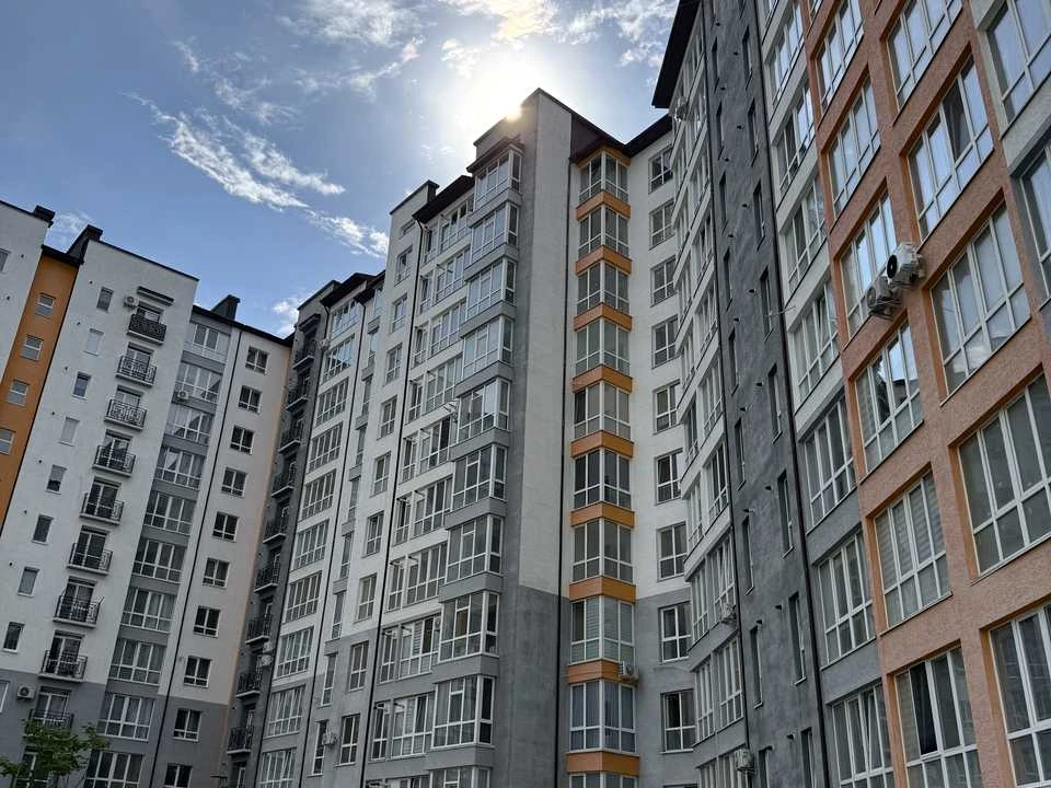 Apartment. Ivano-Frankivsk, Khimyk St.