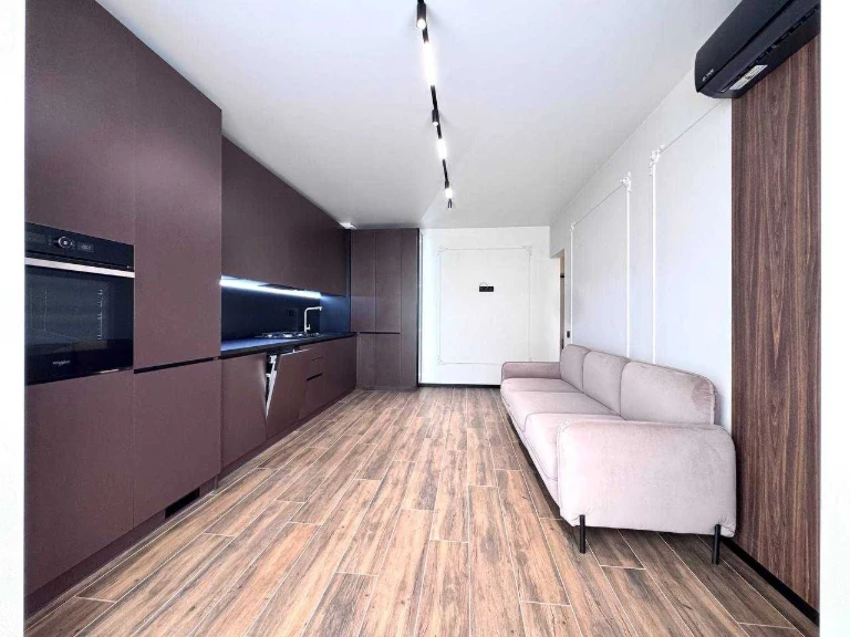 Sale of an apartment in the new development Status complex (Lyoekombinat district)