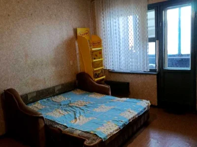 Квартира. Київ, Підлісна вул.