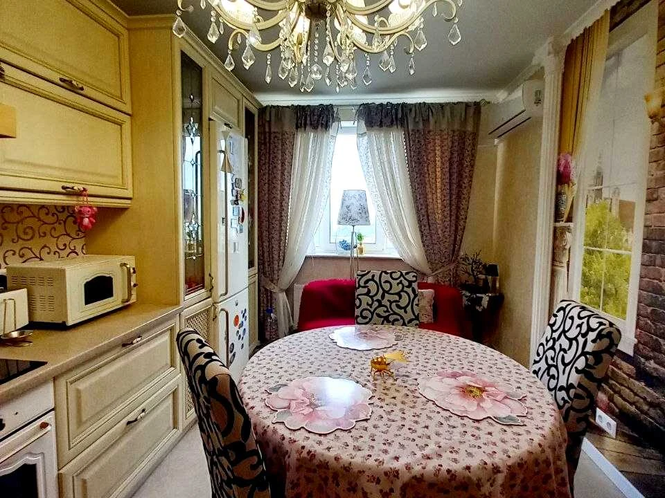 Apartment. Akademika Shalimova st., Kyiv