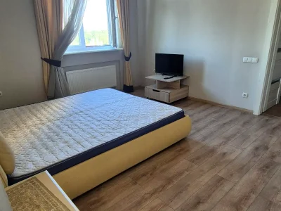 Сдается 1-комнатная квартира 46 м² на 15/32 этаже