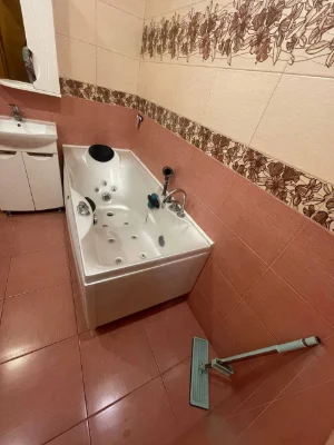 For Rent: 3-Bedroom Apartment at 69 Naukova Street
