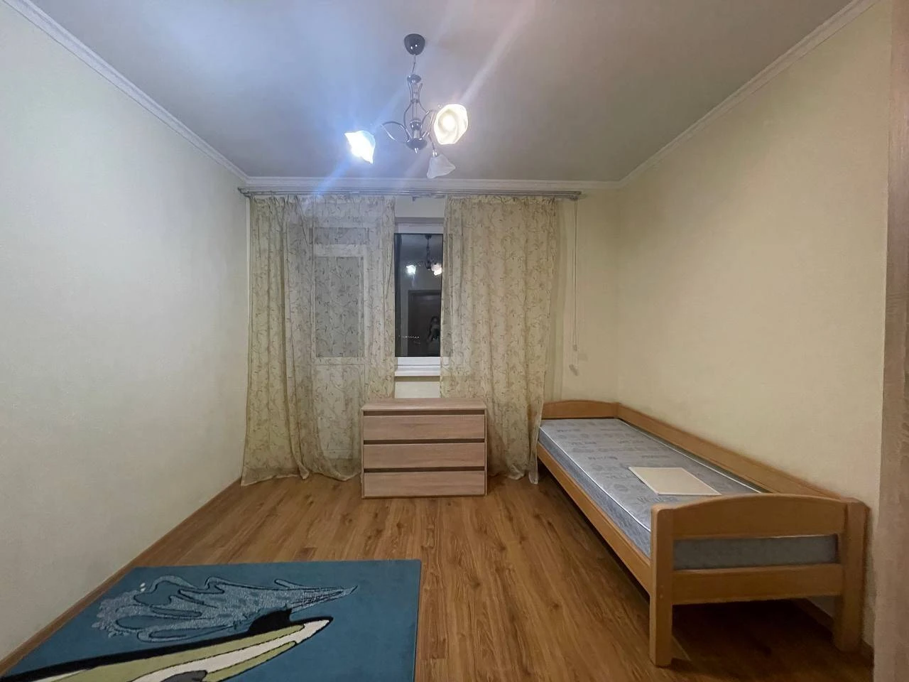 For Rent: 3-Bedroom Apartment at 69 Naukova Street