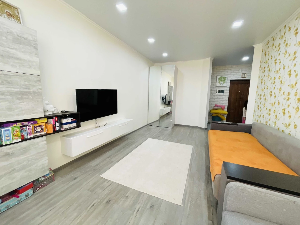 Sale of a 1-room apartment in a new building near the "Pogulanka" park!