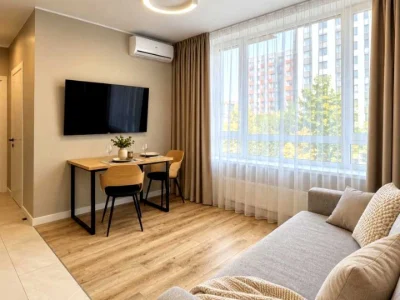Apartment. Rodiny Kistiakovych st.