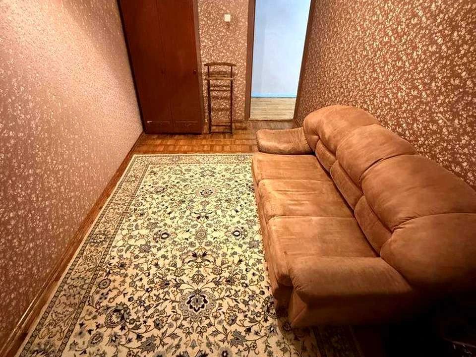 Apartment. Zhuli Verna Blvd., Kyiv.