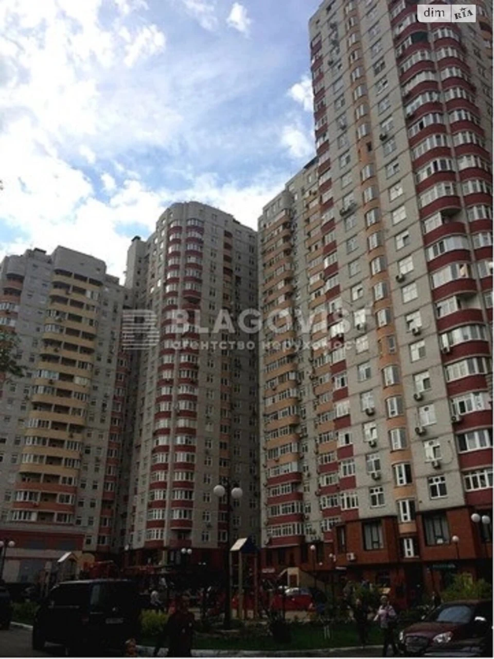 Продається Квартира в Мінському Масиві