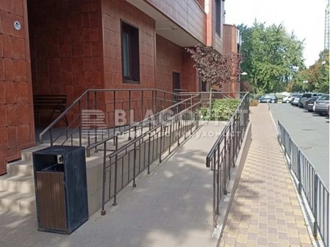 Продається Квартира в Мінському Масиві