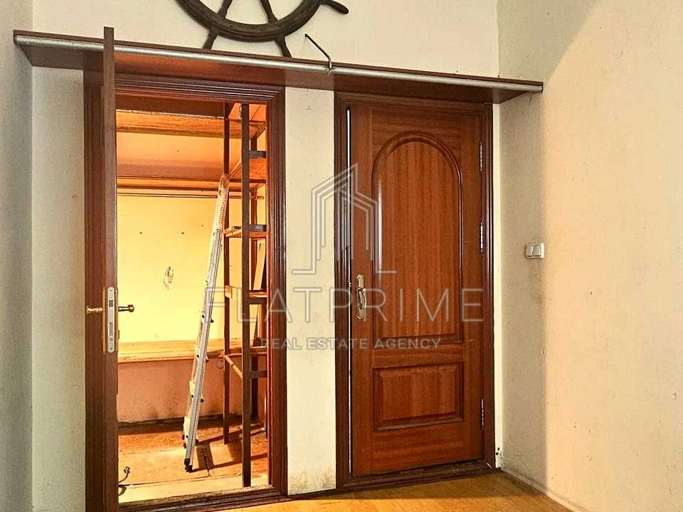 Квартира. Київ, Велика Васильківська вул.