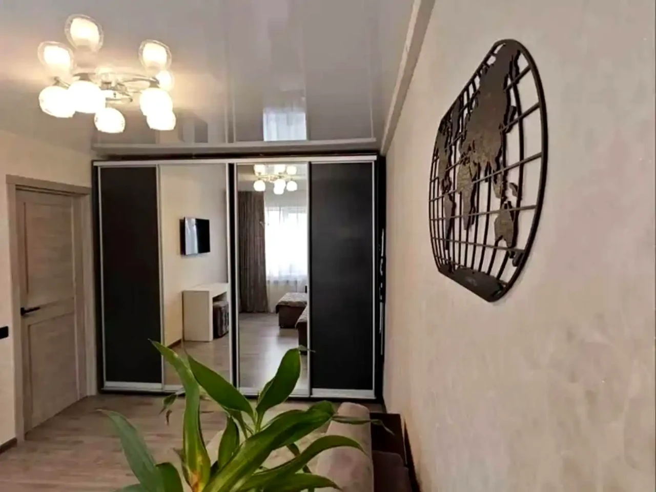 Sale of a 2-room apartment 45 sq m on the 5th floor.