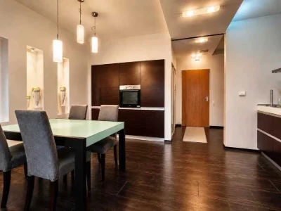 Stylish two-bedroom apartment in the Diplomat Hall residential complex, Zhilanska Street,