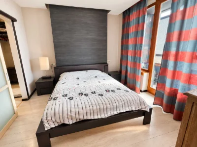 Stylish two-bedroom apartment in the Diplomat Hall residential complex, Zhilanska Street,