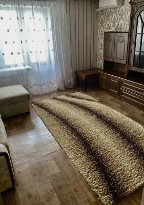 Продаю 1 комнатную Крупногабаритную  квартиру на пр Мира /КО