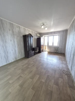 Квартира 1я 42кв.м.ул.Алмазова (Карпенка)ост.Надежда