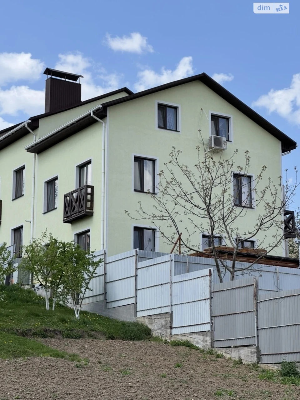Продаж Дуплекс Кумбари