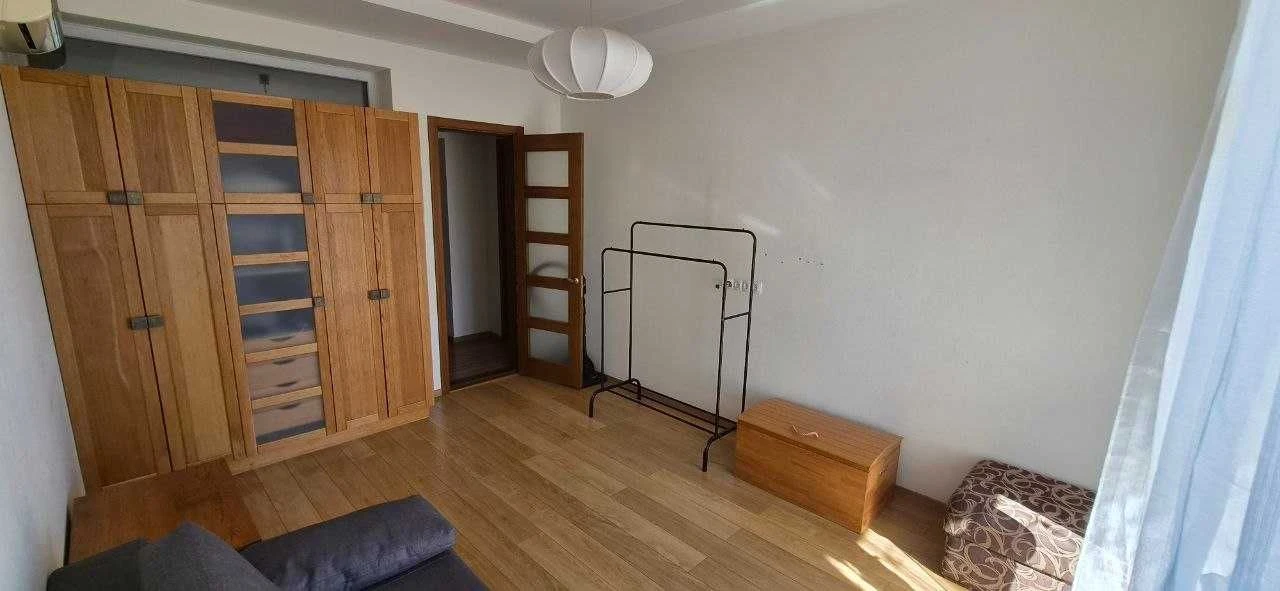 Продаж 6-кімнатного будинку 243 м2 з гаражем у Сухому Фонтані