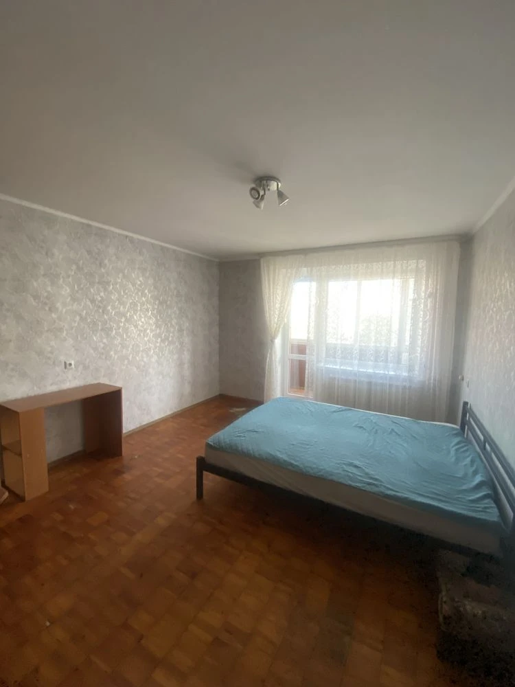 Продається 1-кімнатна квартира, вулиця Кравчука
