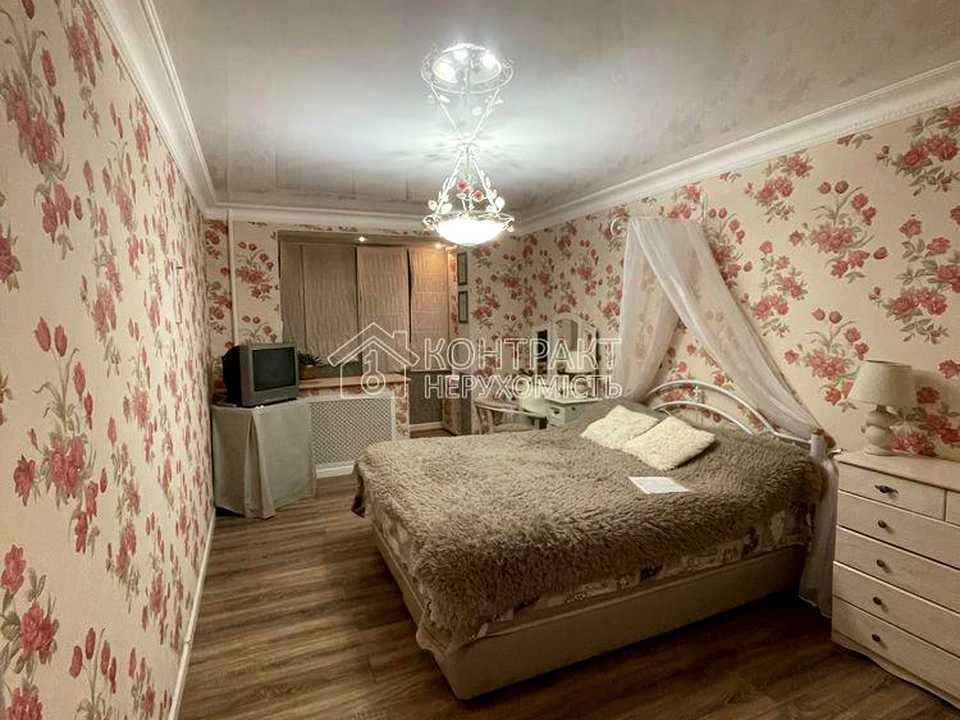 Apartment. Ludwig Svodobi Street, Kharkiv