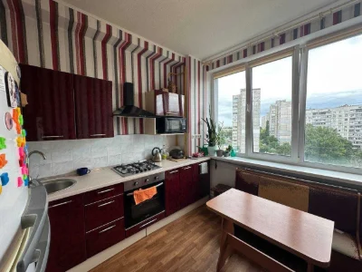 For sale 2-bedroom apartment, 5-7 minutes walk from Maselsky metro