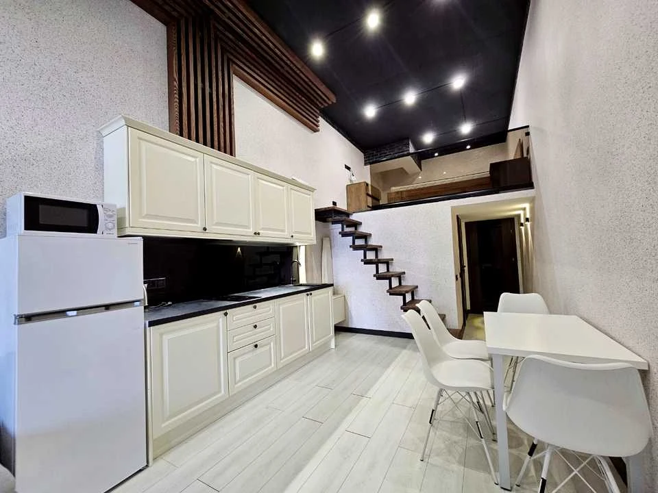 Apartment. Rocket Street, Kyiv