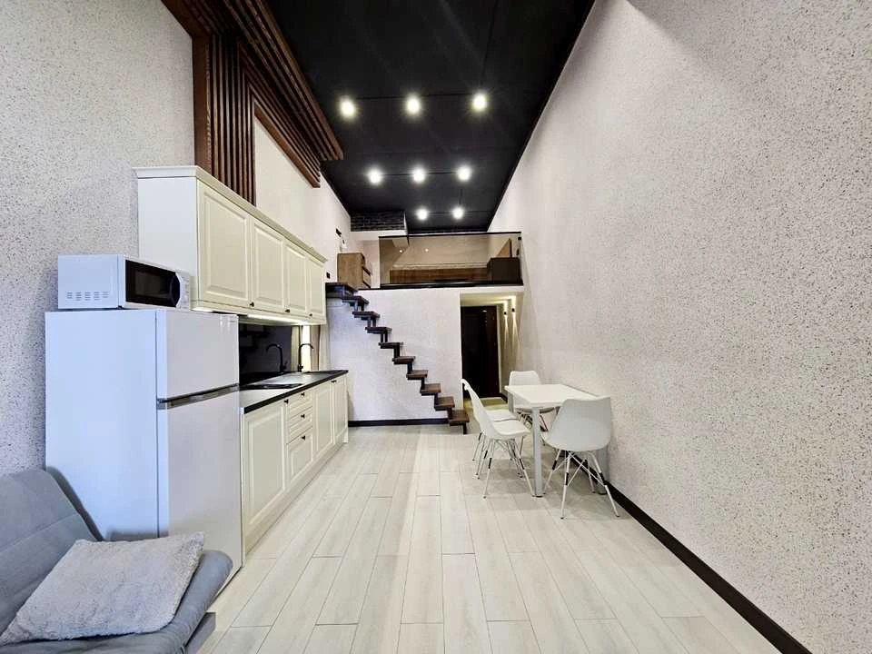 Apartment. Rocket Street, Kyiv
