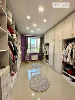 Продаж 4к квартири 120 кв. м на вул. Дегтярна 19 • ID 347190
