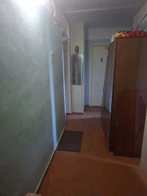 Продаж 2-к.квартири в цегляному будинку в районі літака!