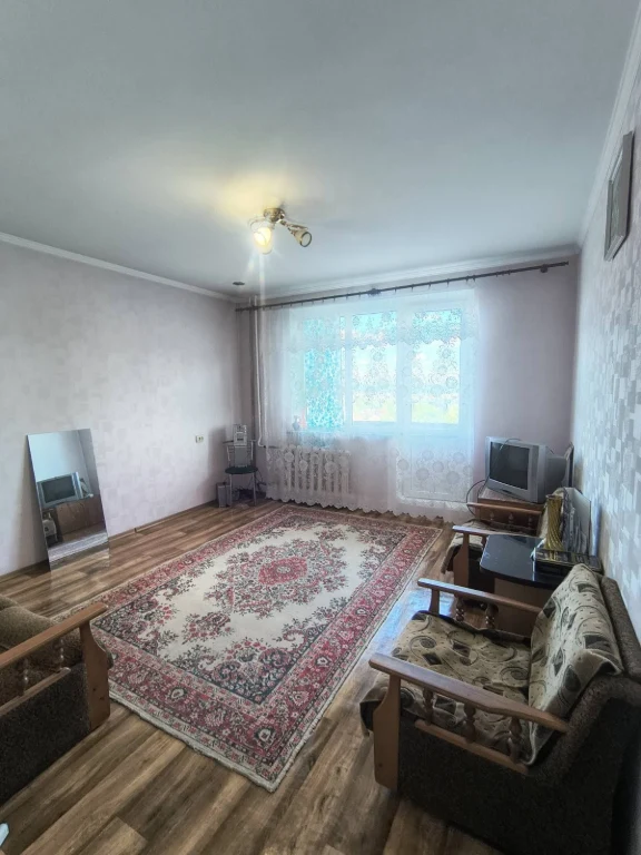 Продаю 3кімнатну квартиру на Гравітоні