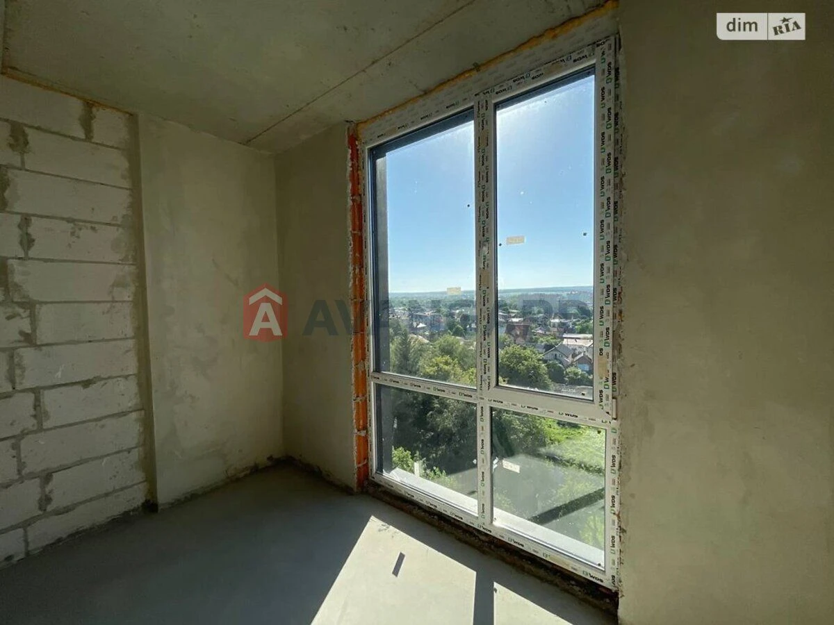 Spacious 2-bedroom apartment in the center of Frankivsk