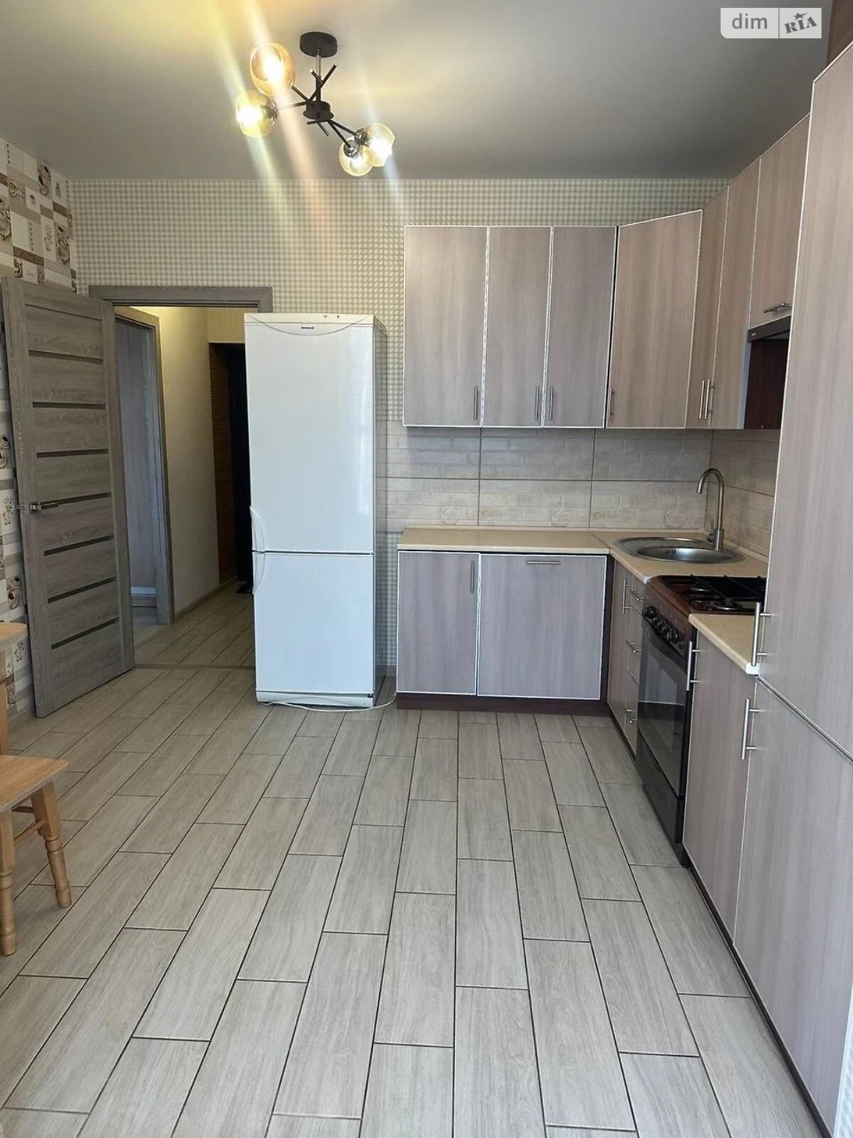 Довгострокова Оренда Квартири в Лезневе