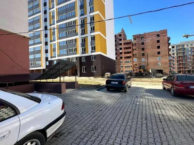 Квартира. Хмельницький, Озерна вул., (Будинок 2)