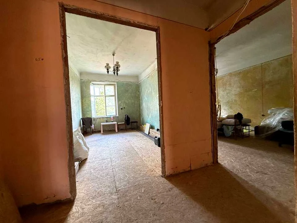 Apartment. Lviv, Vasyl Stefanyk St.