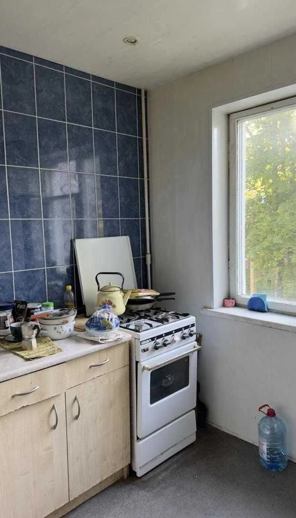 For sale, 2-room apartment on Cadenukha Street 9/2