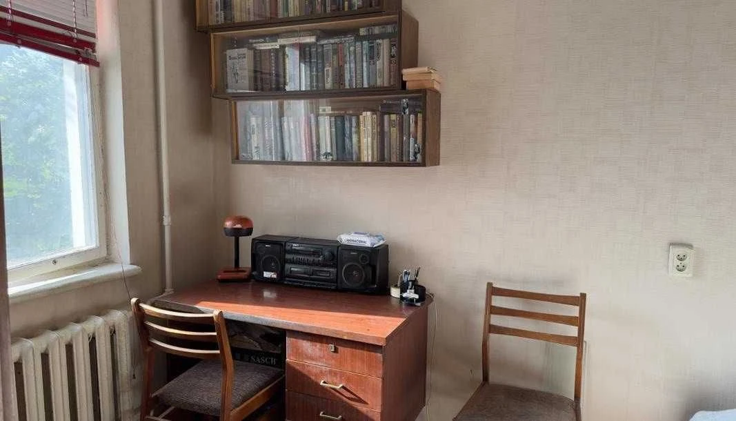 For sale, 2-room apartment on Cadenukha Street 9/2
