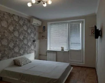 Продам 2 кімнатну квартиру метро Студенська
