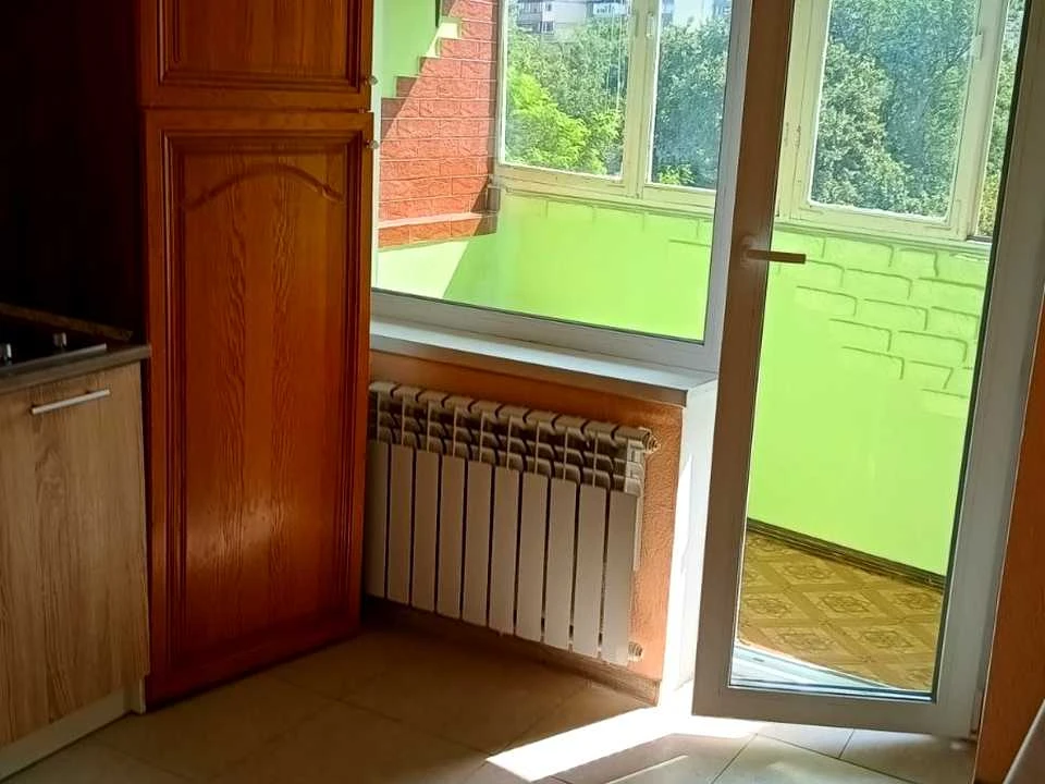 Квартира. Київ, Георгія Гонгадзе просп.