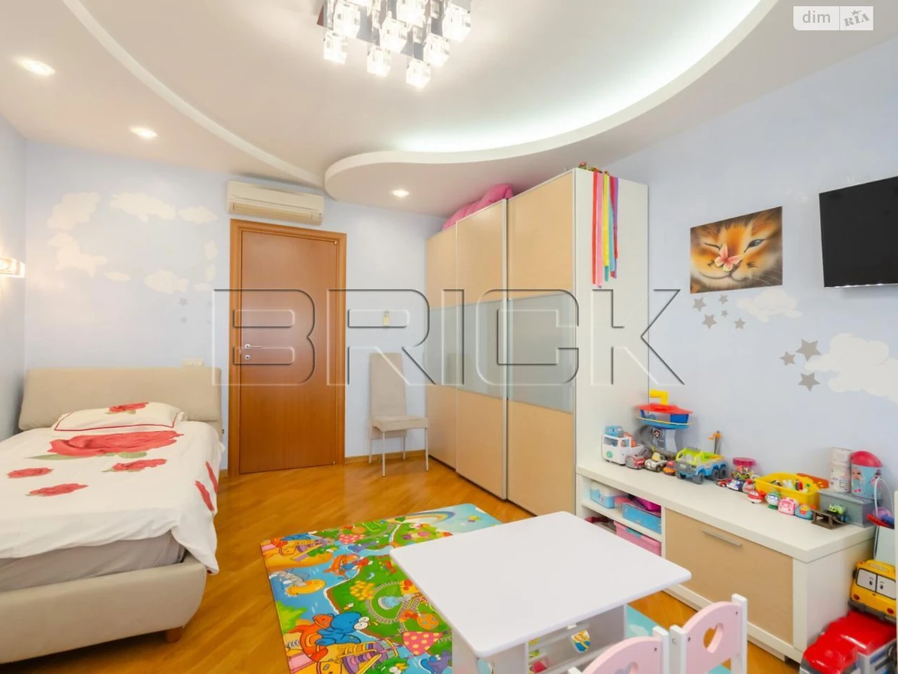 Long-Term Rental Apartment, Left Bank Area