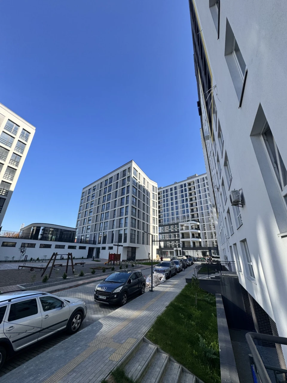 Продаж 1-кімнатної квартири в зданому будинку, вулиця Залізнична