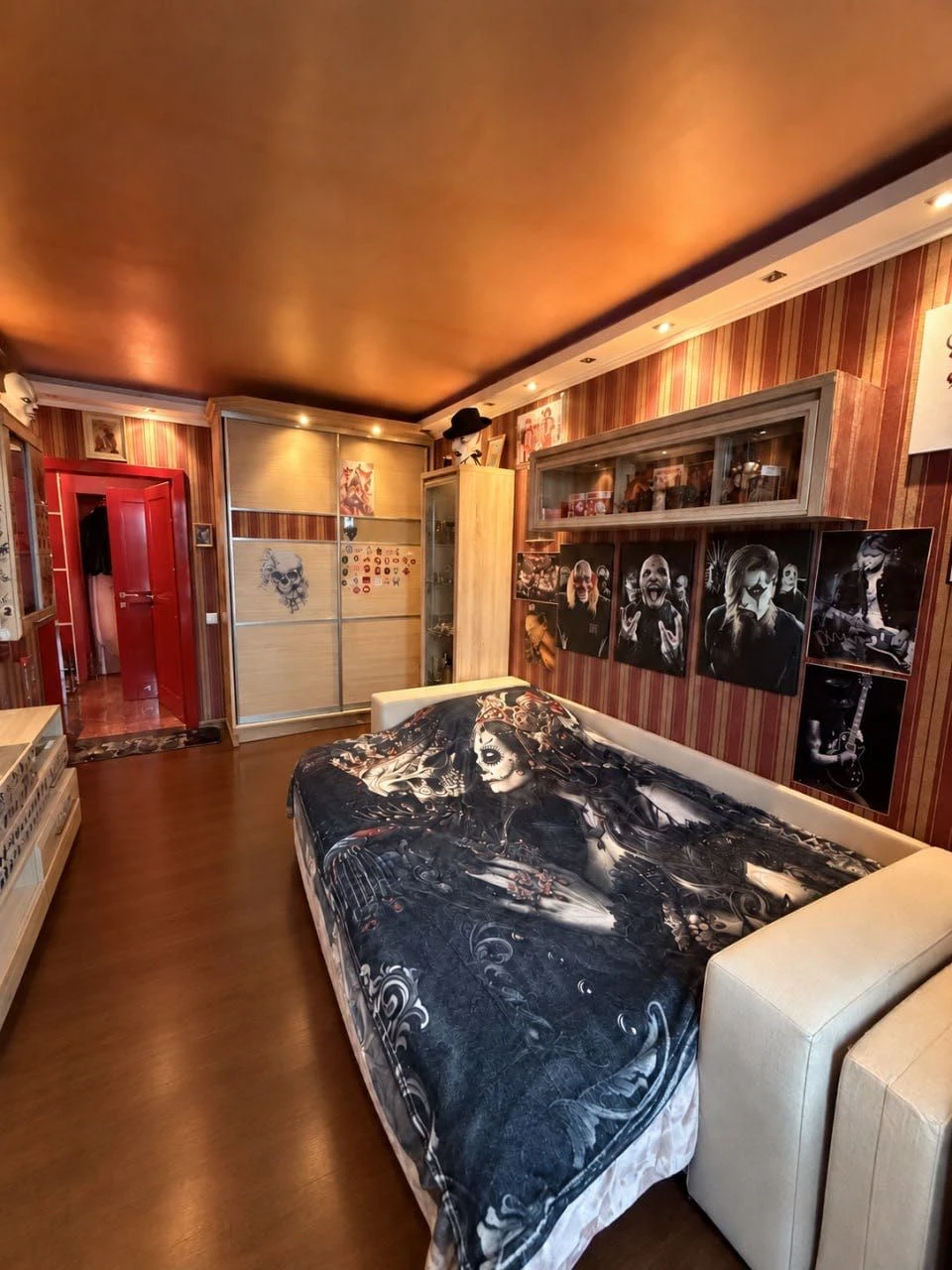 Sale of a two-bedroom apartment near the city center