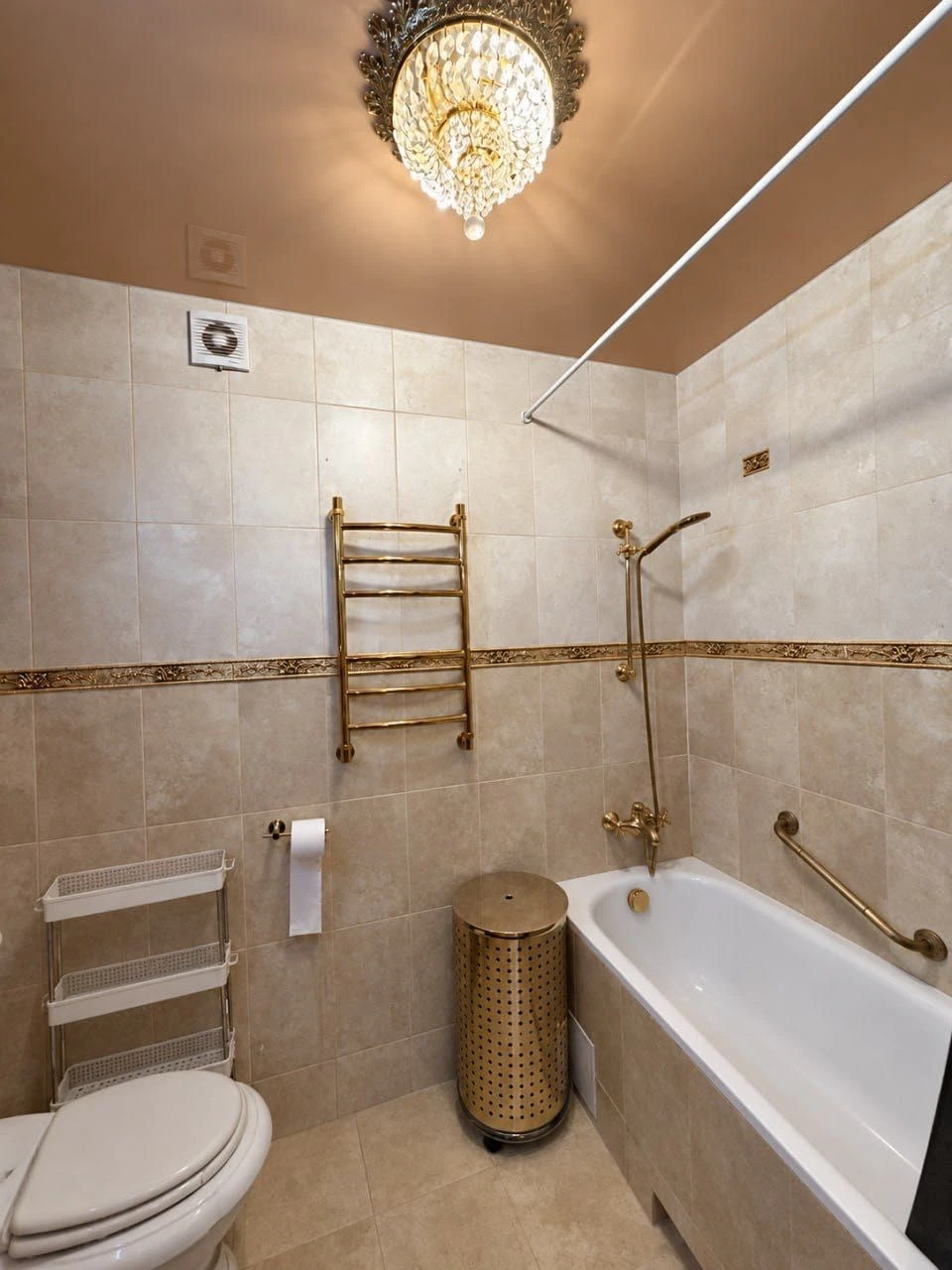 Sale of a two-bedroom apartment near the city center