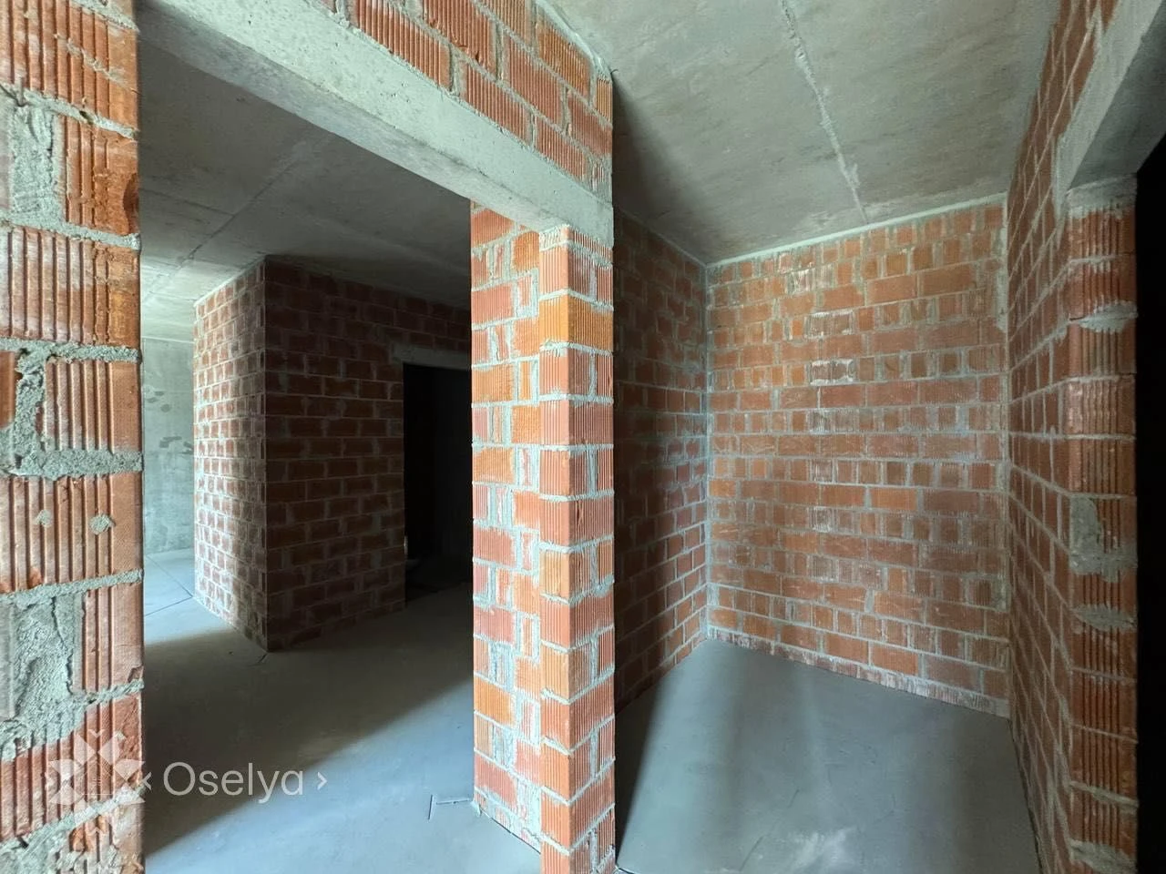 Sale of a 2-bedroom apartment in a 88 sq.m house in the Rusanivka Harbour residential complex, View Section B