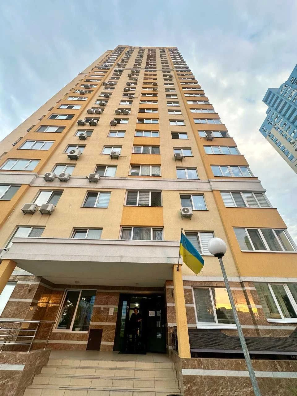 Видова квартира з дизайнерським ремонтом в ЖК «Паркові Озера»