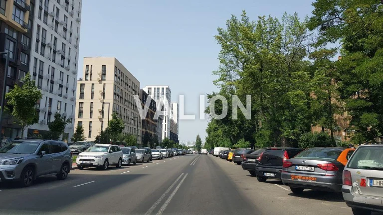 Продается 1-комнатная квартира ул. Салютная 38/2