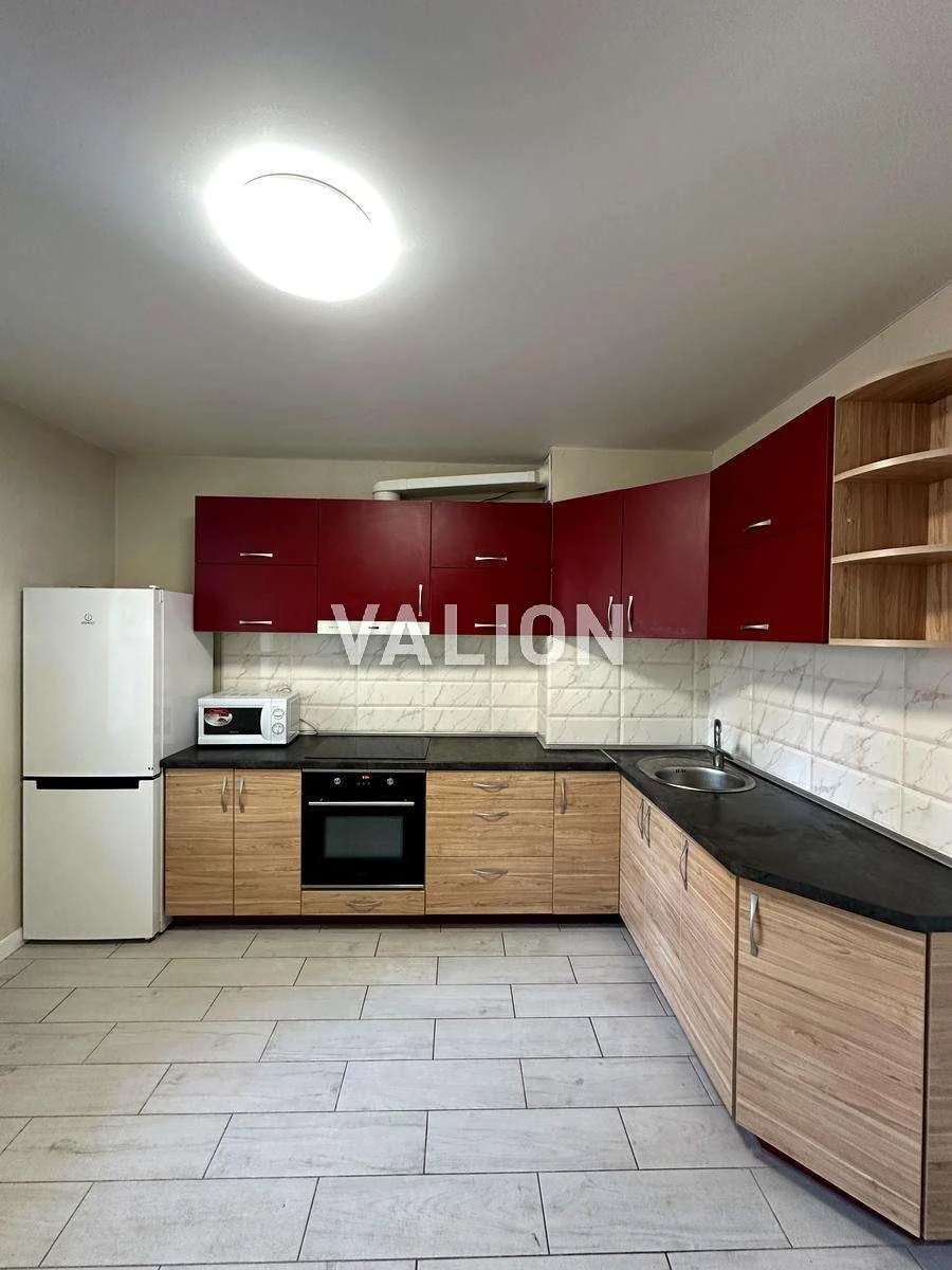 Sale of a 1-room apartment at Sergii Danchenka st. 1