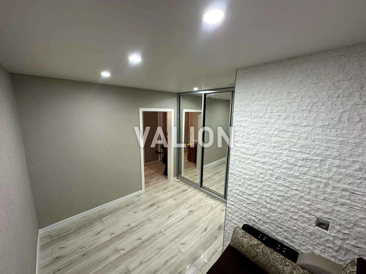 Sale of a 1-room apartment at Sergii Danchenka st. 1