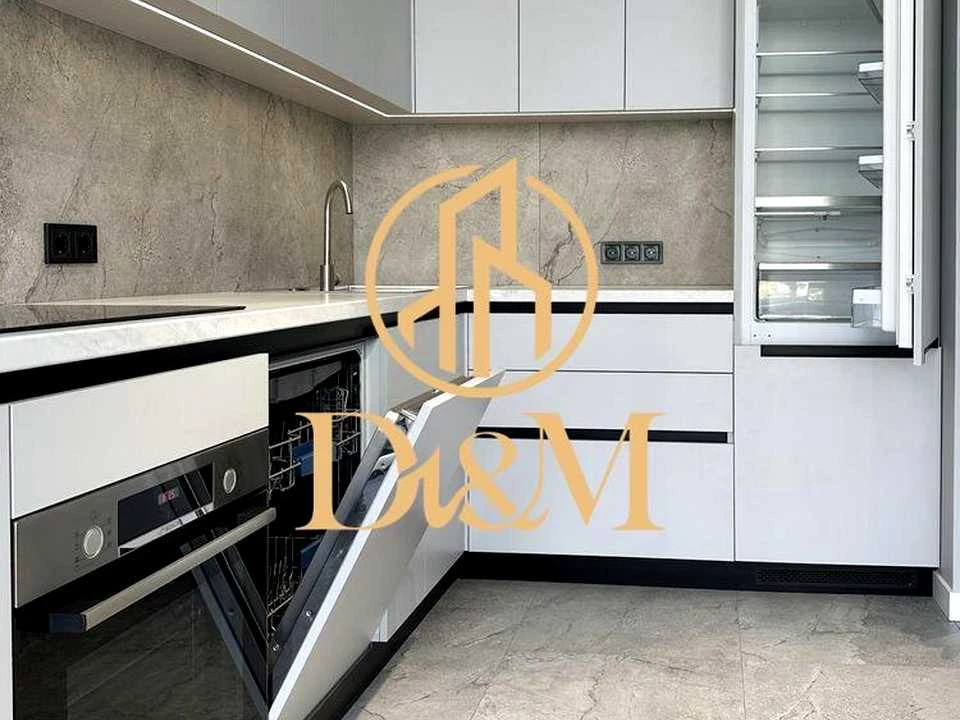Apartment. Kyiv, Rodyny Krestyrov st.