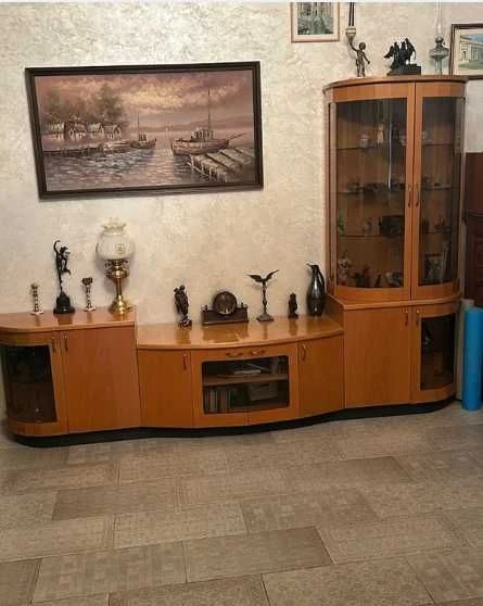Продам 3-кімнатну чудову квартиру в гарному та міцному будинку