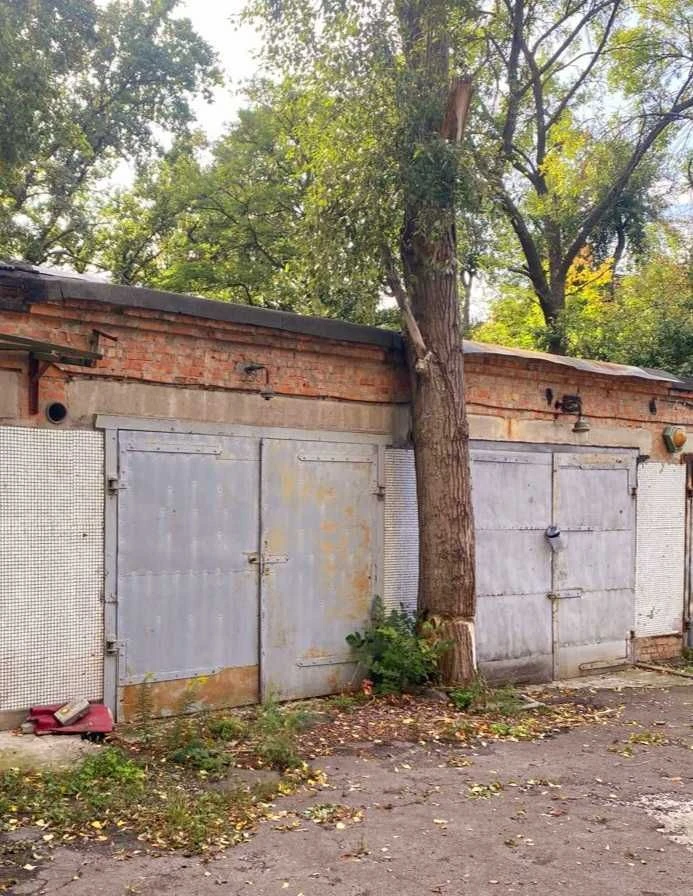 Капітальний гараж-бокс з комунікаціями, Телевизионна, 1