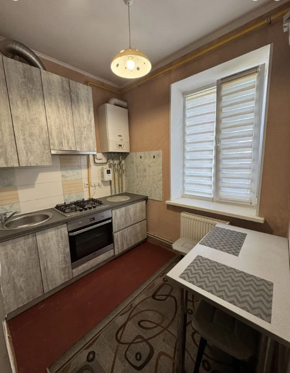 For Sale – 1-bedroom apartment – 27 sq m, renovated, on Hetman Street